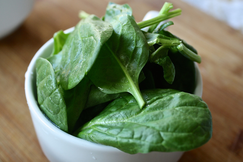 špenát - Zelenina ktorá má nízky obsah sacharidov - zdrave-chudnutie.sk